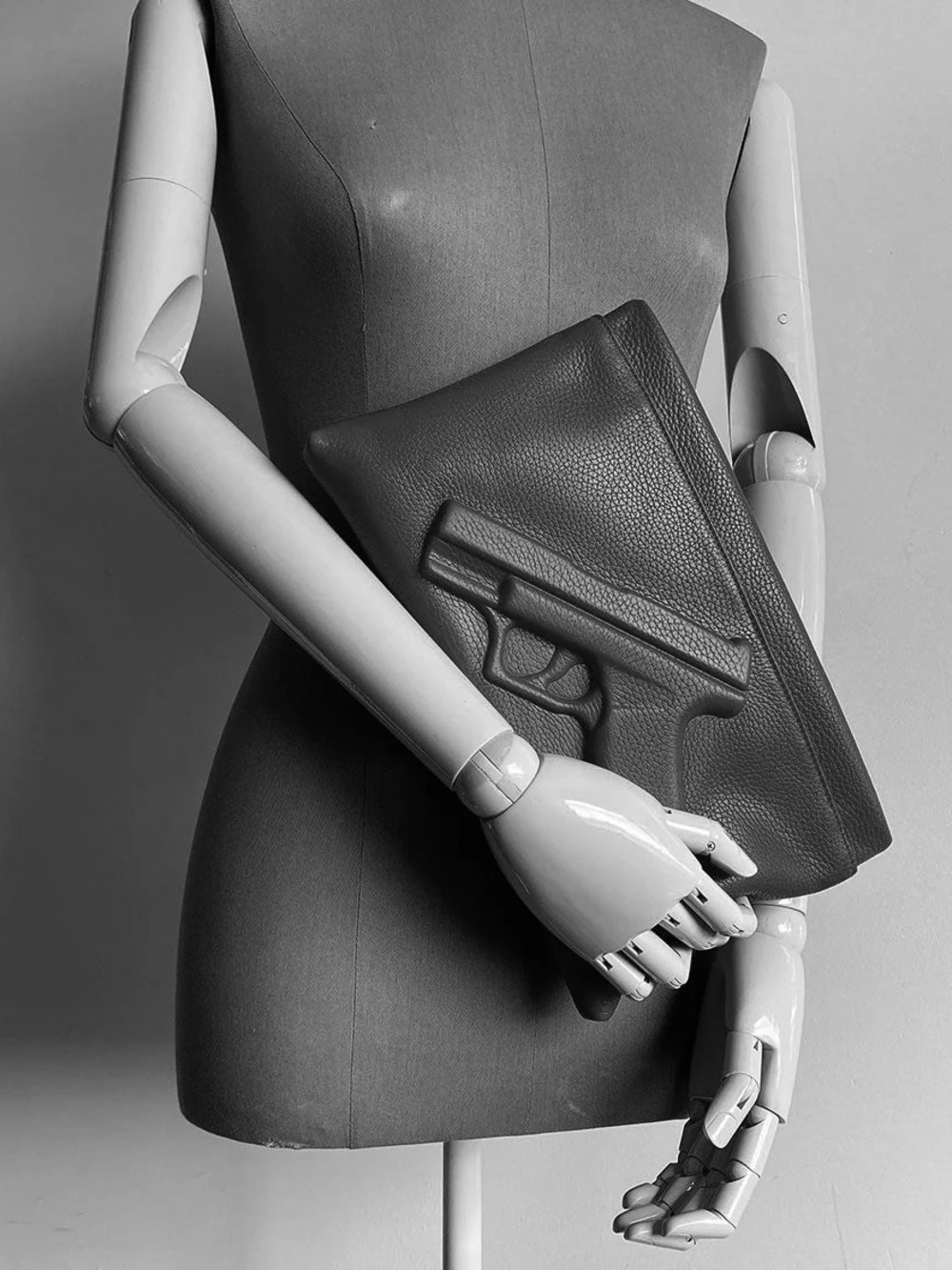 Vlieger & Vandam Guardian Angel Leather Gun-Embossed Clutch - Black